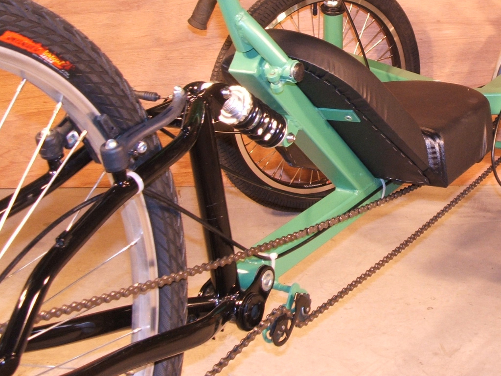 StreetFox Tadpole Trike - rear suspension